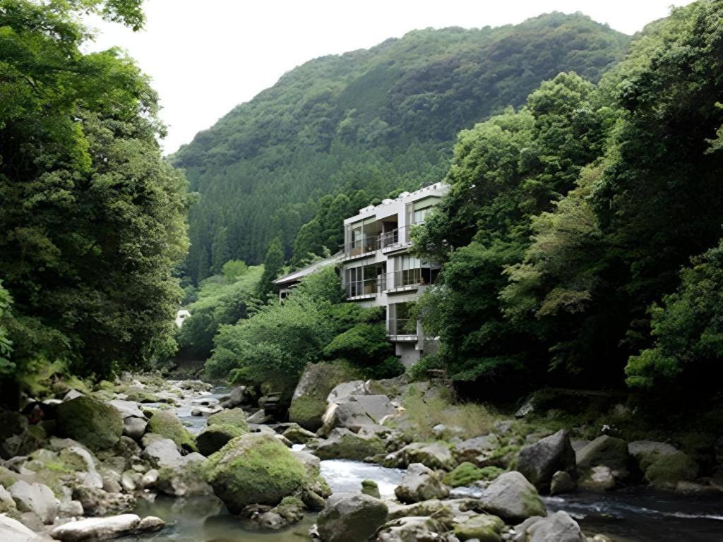 Отель Myoken Ishiharaso Кирисима Экстерьер фото