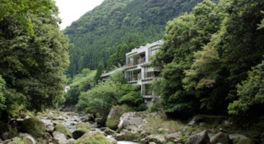 Отель Myoken Ishiharaso Кирисима Экстерьер фото